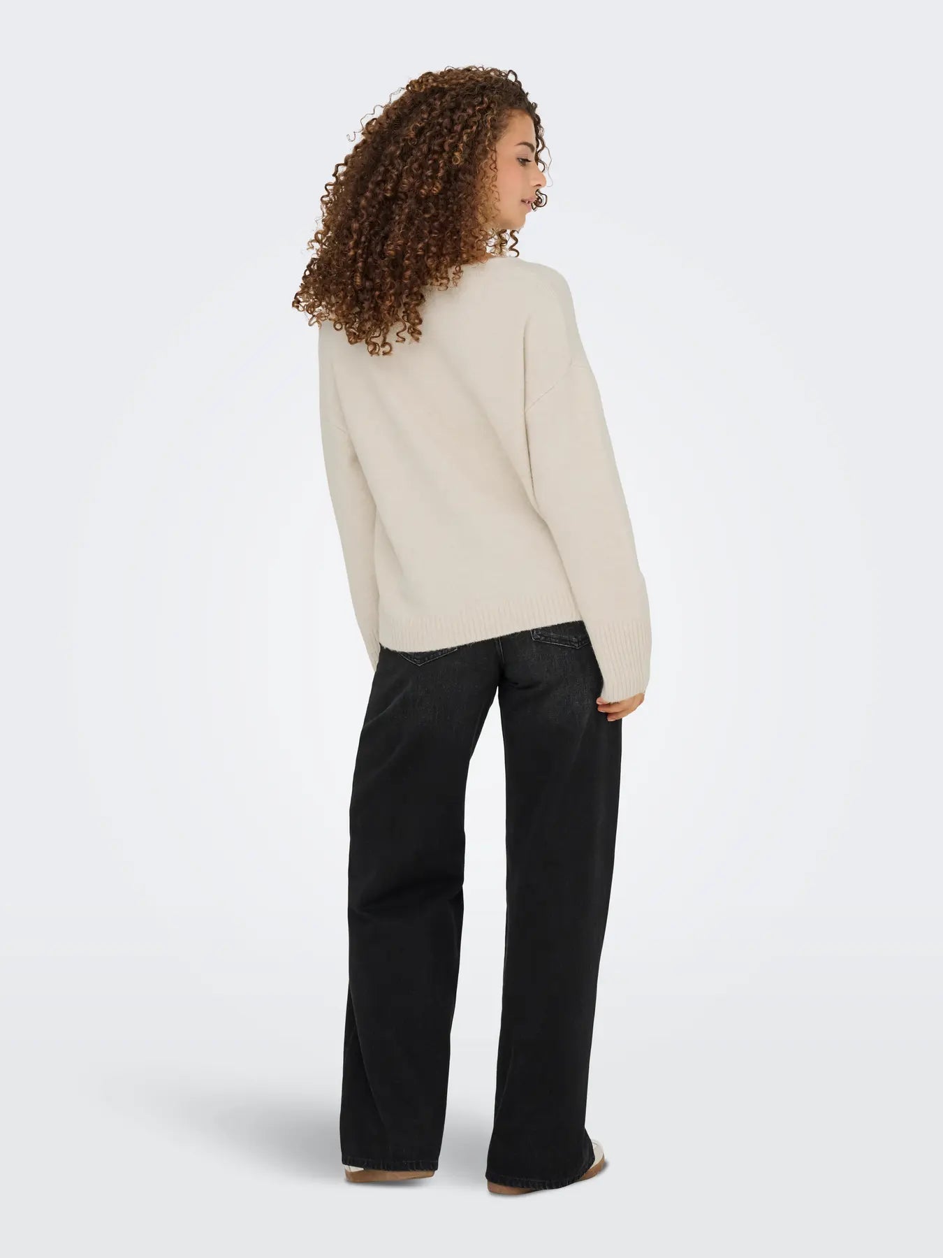 ONLWHITNEY LIFE LS V-NECK KNT PUMICE STONE