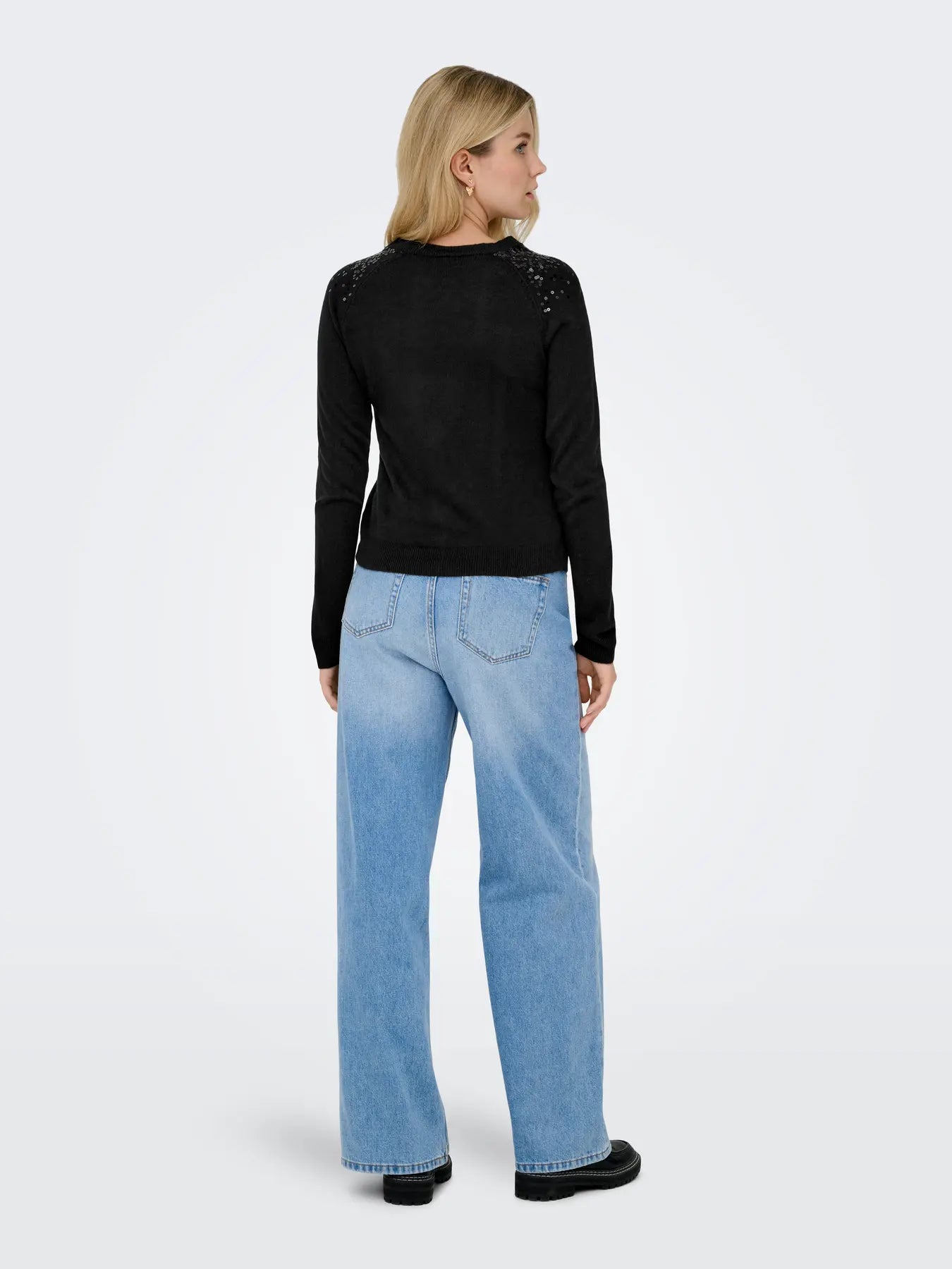 ONLSTARRY LS SEQUIN O-NECK KNT BLK