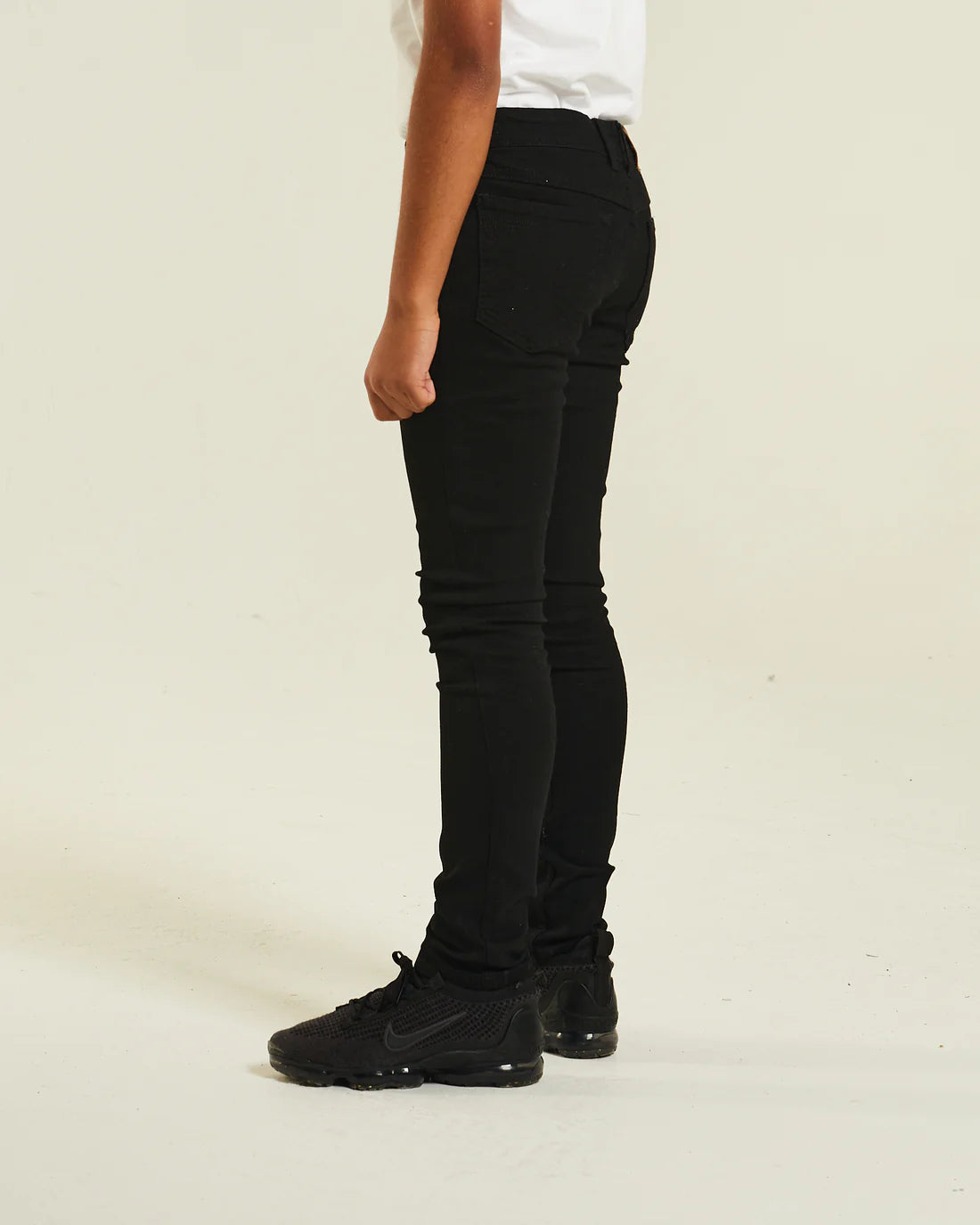 Ezra black skinny jean