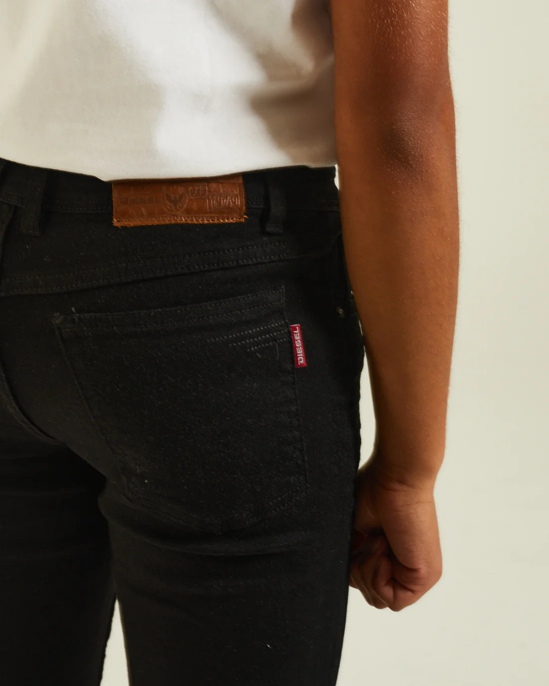 Ezra black skinny jean