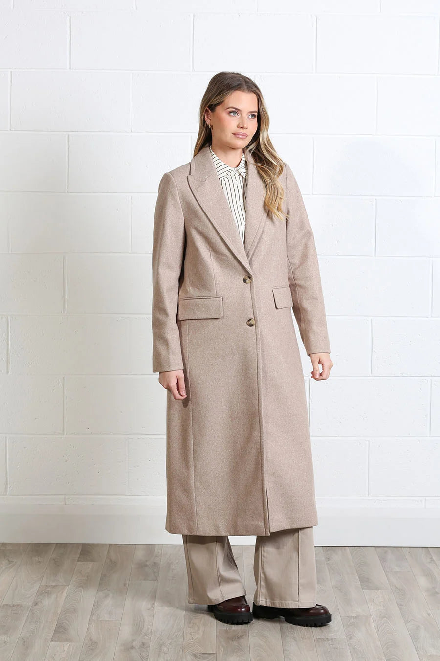 Olivia Coat Biscuit