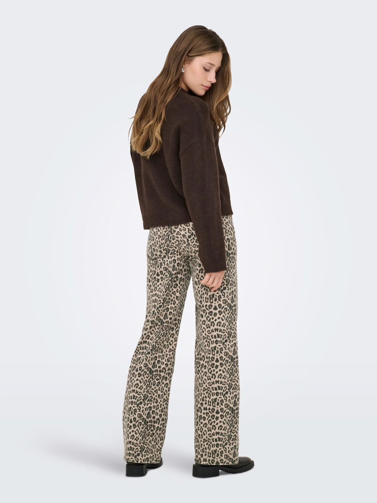 Simoni L/S O-Neck Pullover Coffee Bean/Melange