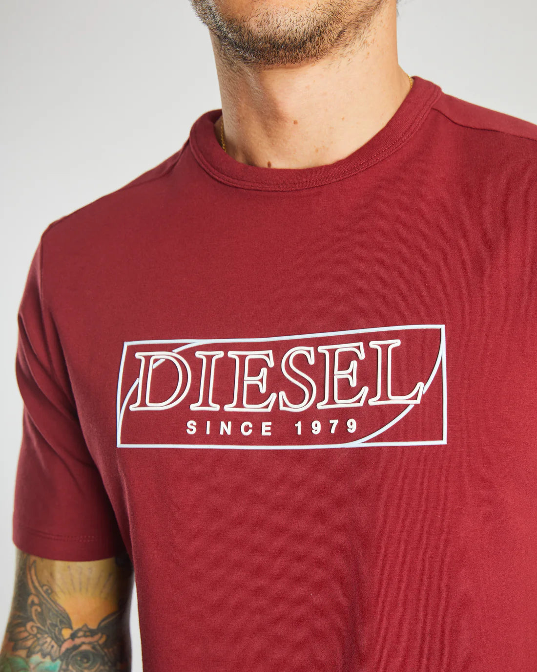 Bennet Tee Red Plasma