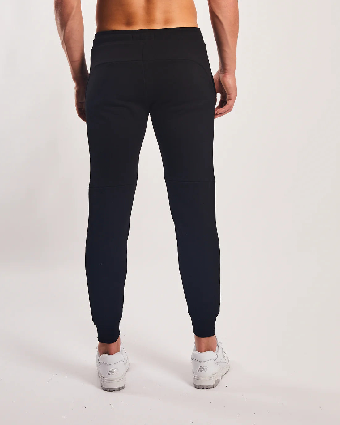 Omeo Jogger New Black